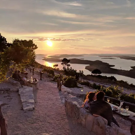 Kreso I Niko Apartament Grebaštica